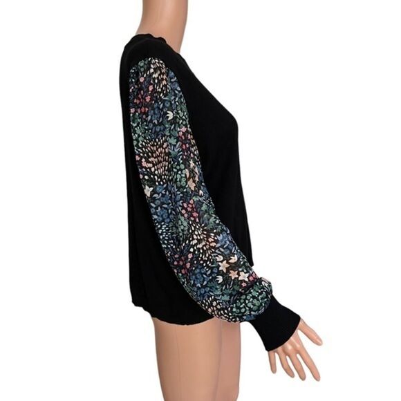 89th + Madison Floral Sleeve Sweater Black Combo size XL. - Picture 2 of 8